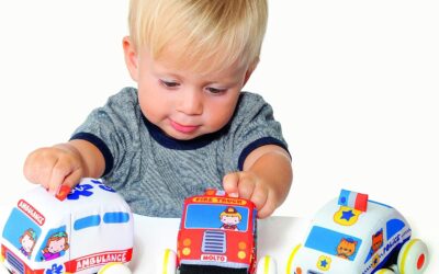 Montessori et petites voitures : compatible ou pas ?